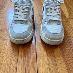 Veja Kids Beige and White Sneakers with Red Side V Detail